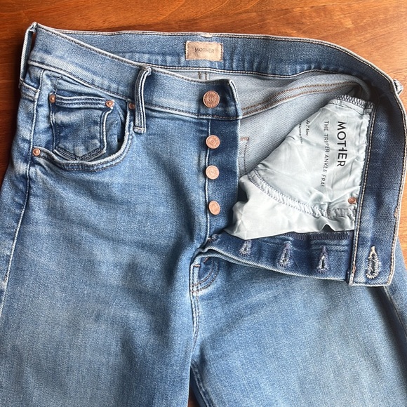 MOTHER The Tripper Ankle Fray Jeans Size 28, EUC - Picture 4 of 8
